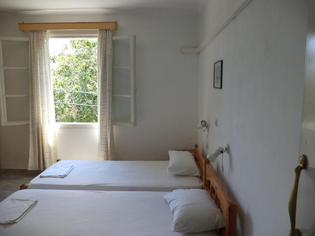 Ferienwohnung To Kamari Paralia Agias Foteinis Zimmer foto
