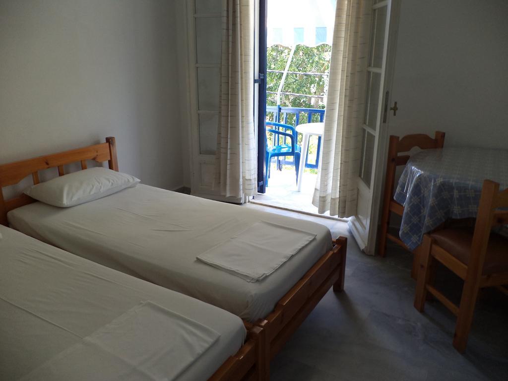 Ferienwohnung To Kamari Paralia Agias Foteinis Zimmer foto
