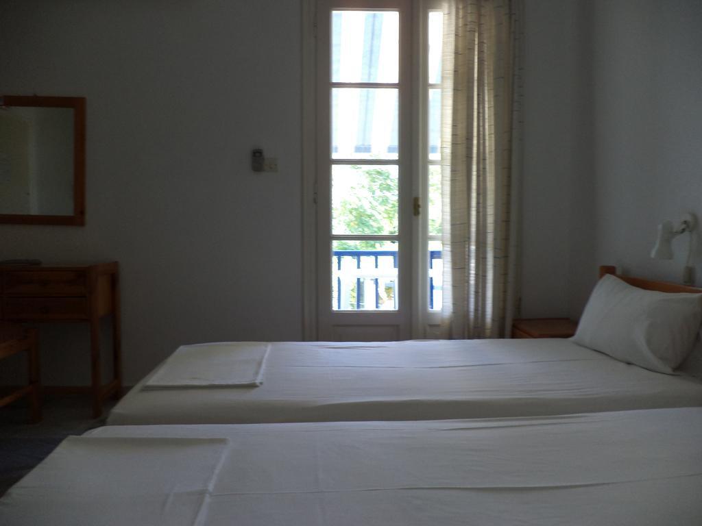 Ferienwohnung To Kamari Paralia Agias Foteinis Zimmer foto