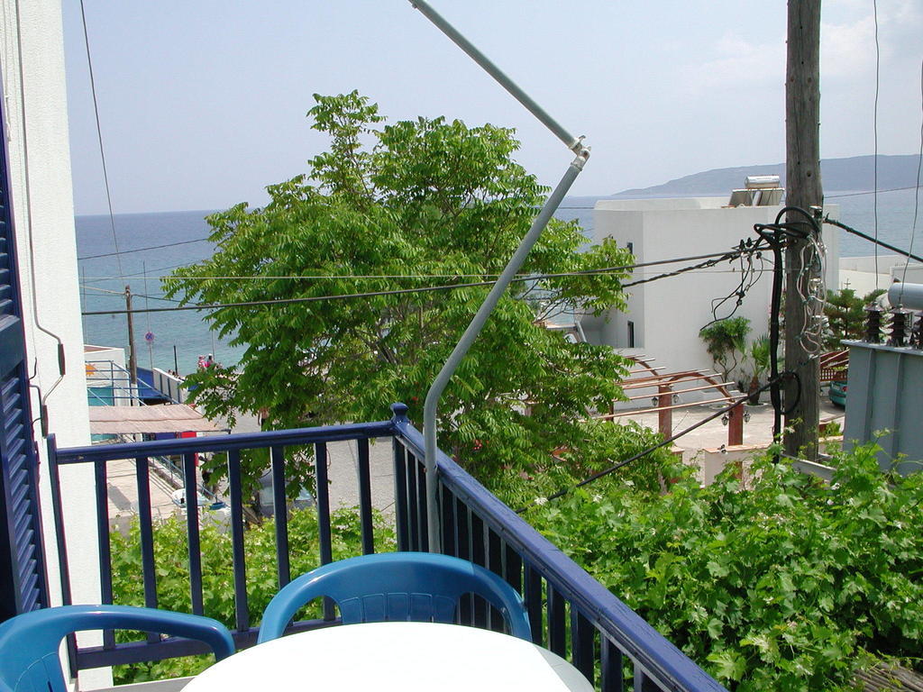 Ferienwohnung To Kamari Paralia Agias Foteinis Exterior foto