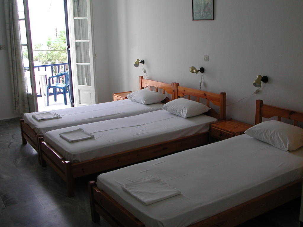 Ferienwohnung To Kamari Paralia Agias Foteinis Zimmer foto