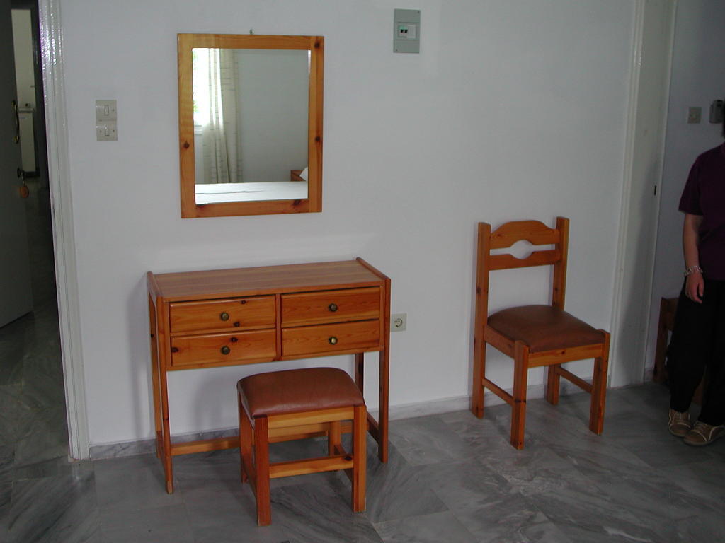 Ferienwohnung To Kamari Paralia Agias Foteinis Zimmer foto