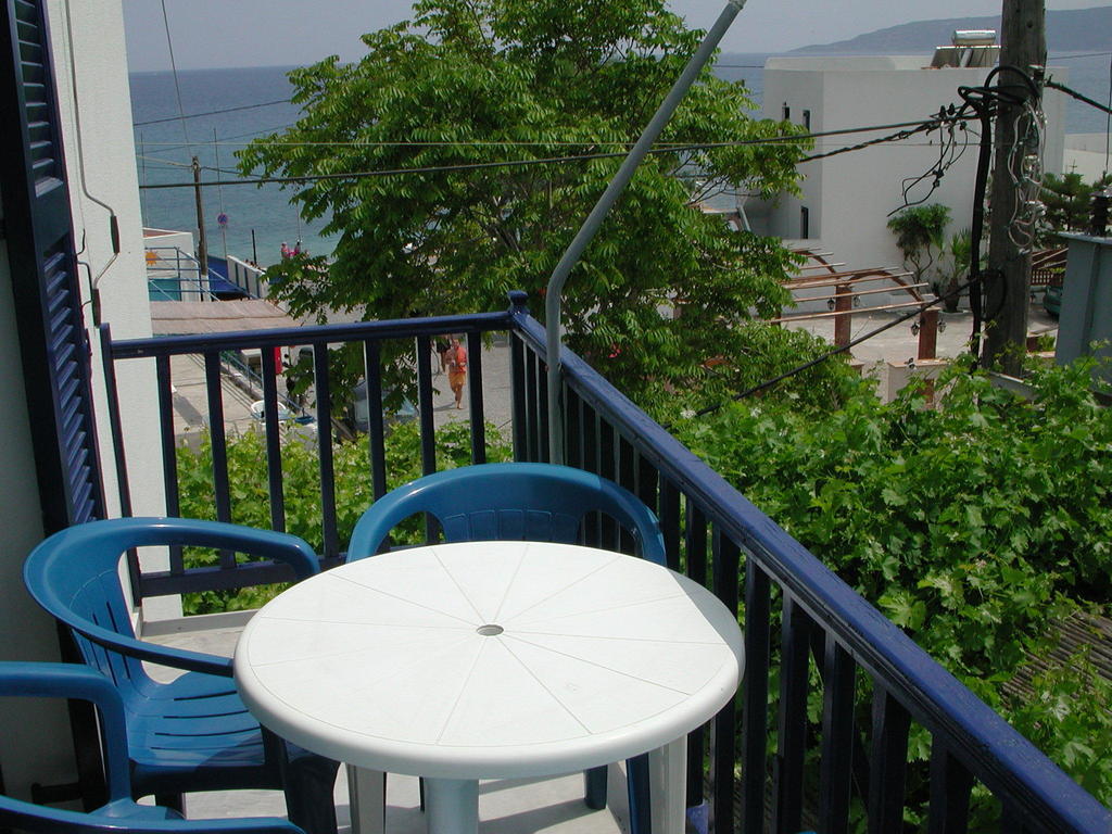 Ferienwohnung To Kamari Paralia Agias Foteinis Exterior foto